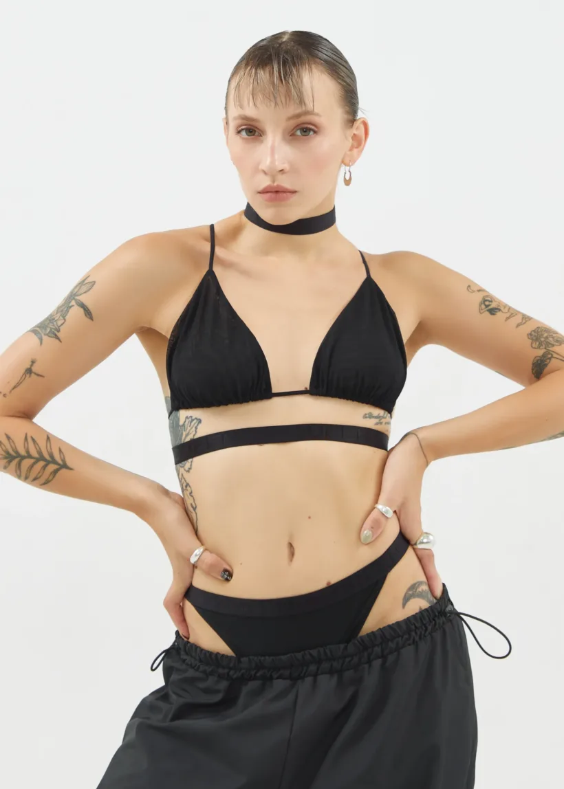 Mesh Bralette – GEO TRIANGLE – Black - 1 2 scaled