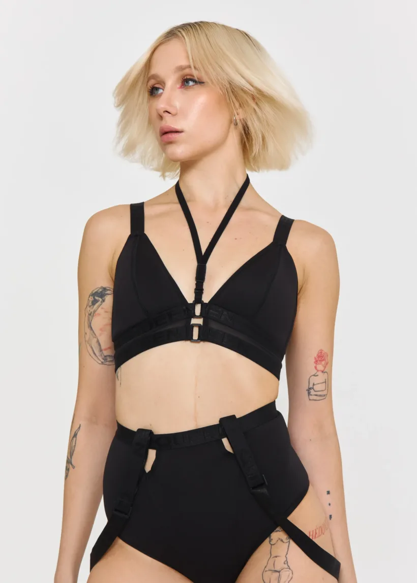 Adjustable High Support Fitness Bra - Black - 1Bezymyannyj kadr5018 1 scaled