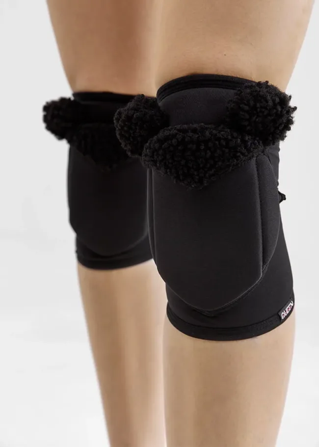 Picsart 23 07 18 20 00 18 190 – Classic Knee Pads – TEDDY BEAR – Black Classic Knee Pads – TEDDY BEAR – Black - Picsart 23 07 18 20 00 18 190